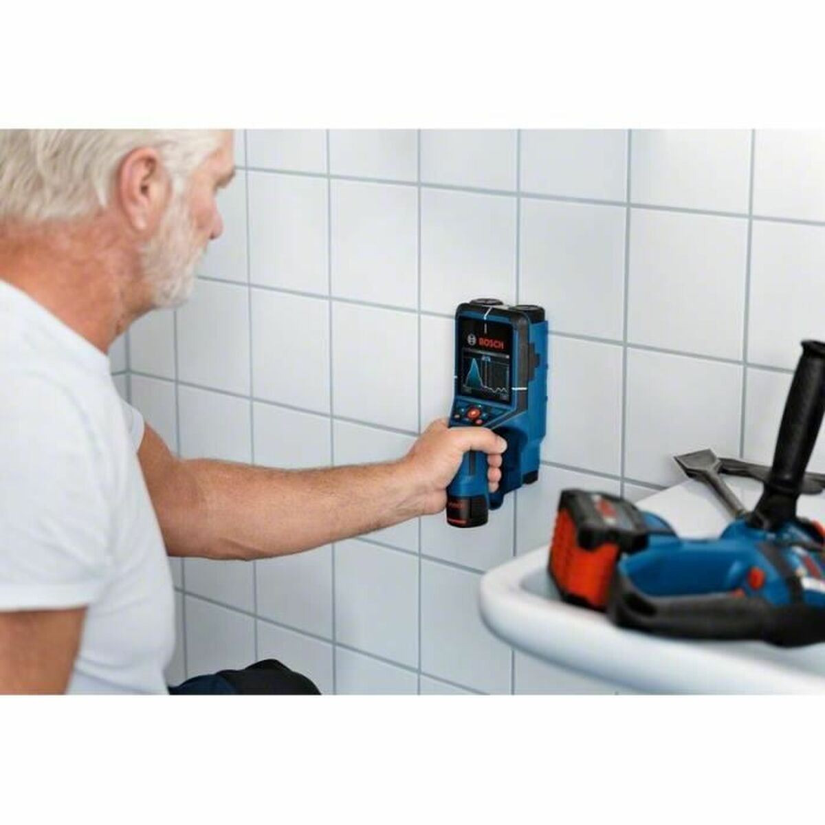 Détecteur de câbles et canalisations BOSCH D-Tect 200 C
