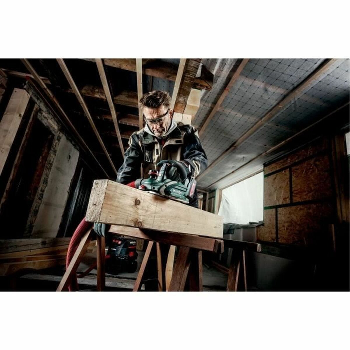 Rabot de charpente électrique Metabo 18 V