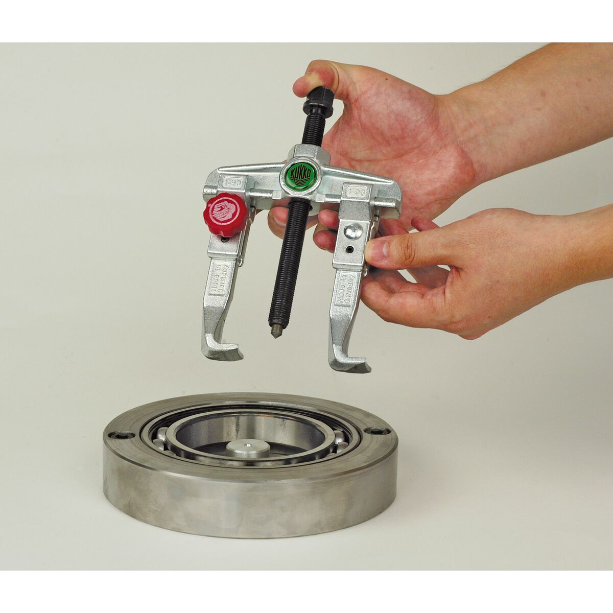 Extracteur de roulements KUKKO 2 Pieds