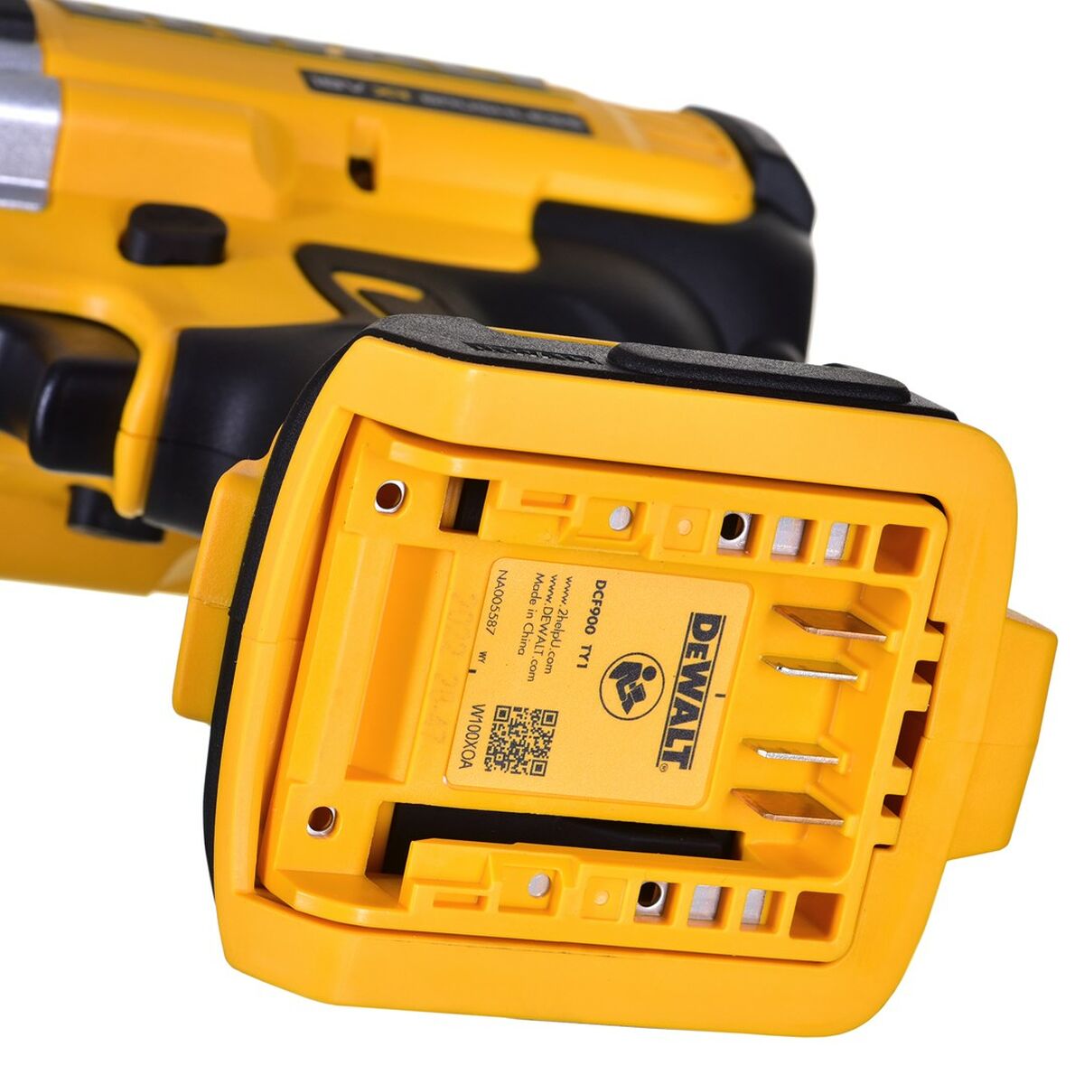 DeWalt Schlagschrauber DCF900N-XJ 760 W 18 V 1898 Nm 1355 Nm