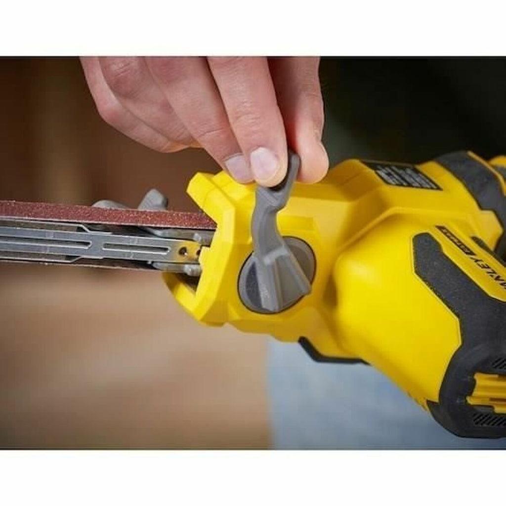 Ponceuse à bande Stanley SFMCE210D2K-QW