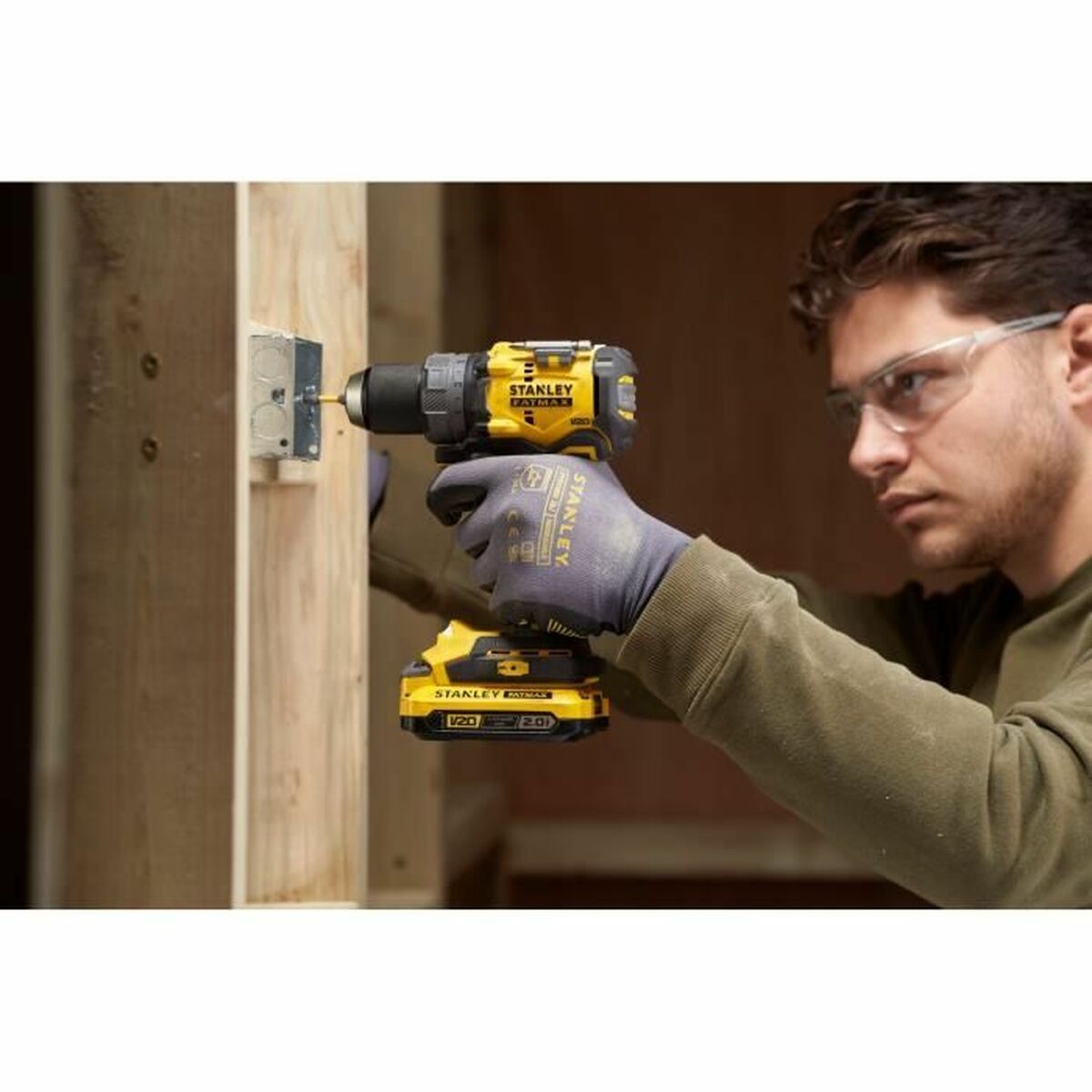 Perceuse visseuse Stanley SFMCD725D2K-QW 18V 60 Nm