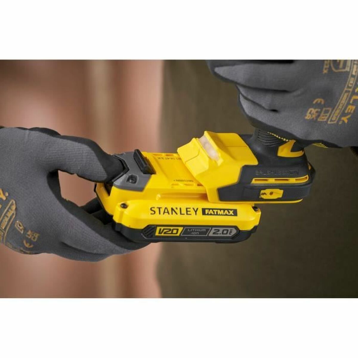 Perceuse d'impact Stanley SFMCD725D2K-QW 18V